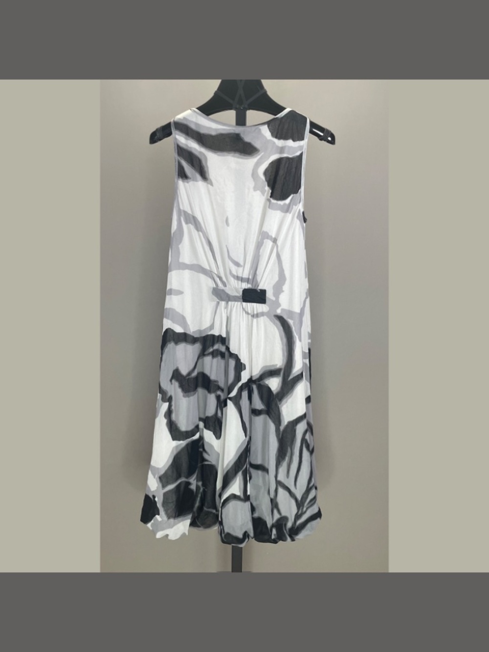 Fuzzi Dress Womens Medium black gray white floral mesh bubble hem designer shift - Picture 7 of 9